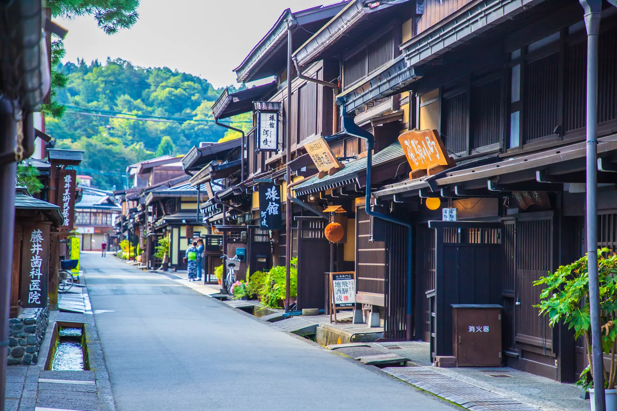 Explore the timeless charm of Hida Takayama, a traditional Japanese town
